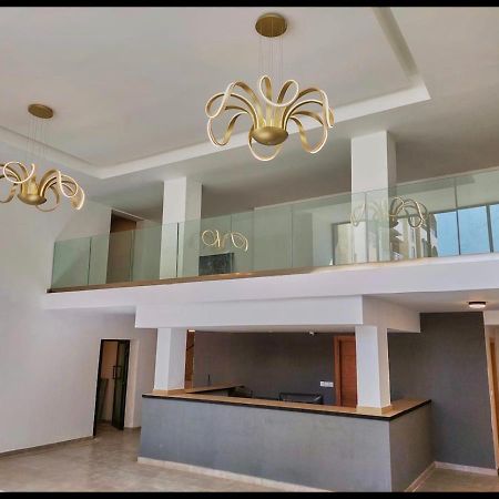 F4 - Chic - Piscine - Salle Fitness Дакар Екстериор снимка